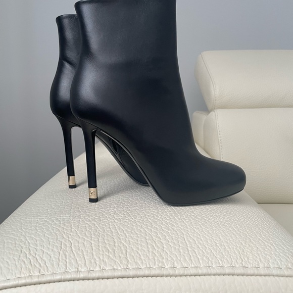 CHANEL Black Leather Ankle Boots Size 38 - Picture 1 of 4